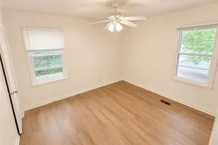 895 Laurel St, Forest Park, GA 30297 - Photo 10