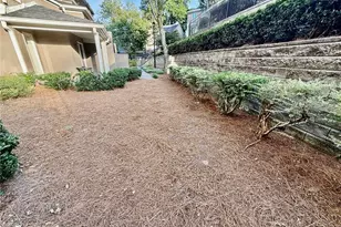 11 St Claire Ln NE, Atlanta, GA 30324 - Photo 26