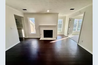 11 Saint Claire Lane NE, Atlanta, GA 30324 - Photo 6