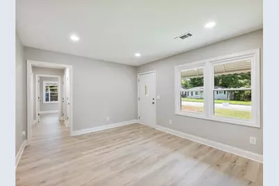 2862 Argyle Drive, Atlanta, GA 30318 - Photo 8