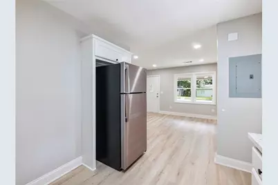 2862 Argyle Drive, Atlanta, GA 30318 - Photo 6