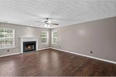 3865 Crescent Walk Lane, Suwanee, GA 30024 - Photo 10