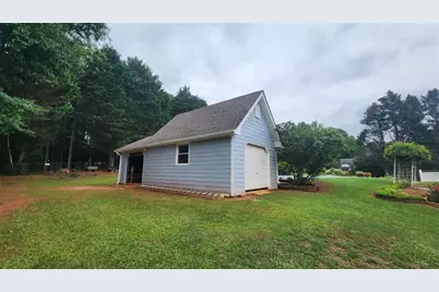 390 Lake Ridge Court, McDonough, GA 30252 - Photo 16