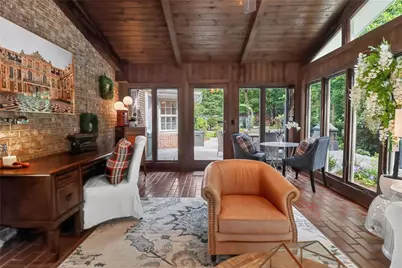 295 Glen Lake Drive, Atlanta, GA 30327 - Photo 32