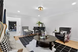 295 Glen Lake Dr, Atlanta, GA 30327 - Photo 40