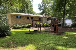 5626 Mountainbrooke Ct, Stone Mountain, GA 30087 - Photo 12