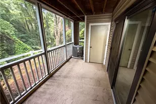 507 Barrington Hills Dr, Atlanta, GA 30350 - Photo 20