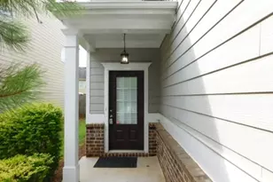 152 Fern Walk, Lawrenceville, GA 30045 - Photo 2