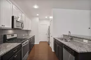 268 Stone Park Dr, Woodstock, GA 30188 - Photo 10