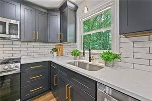 4246 Nora Ln, Duluth, GA 30096 - Photo 12