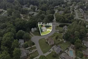 2084 York River Way, Suwanee, GA 30024 - Photo 2