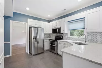 2084 York River Way, Suwanee, GA 30024 - Photo 14