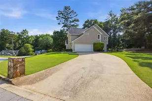 2084 York River Way, Suwanee, GA 30024 - Photo 46