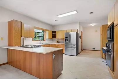 4328 Valley Trail Drive SE, Atlanta, GA 30339 - Photo 18