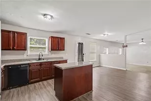 2554 Wrangler Dr SW, Atlanta, GA 30331 - Photo 12