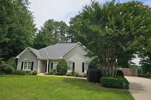 1515 Victoria Walk, Cumming, GA 30041 - Photo 4