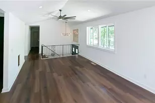 2541 Peyton Woods Trail SW, Atlanta, GA 30311 - Photo 2