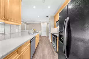 2103 Stratford Commons, Decatur, GA 30033 - Photo 6