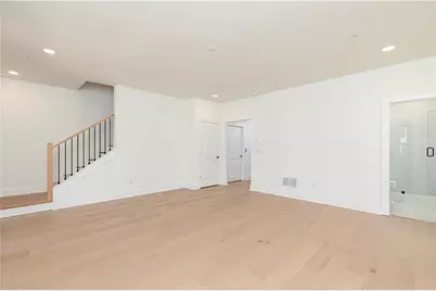 2058 Lanier Grove, Alpharetta, GA 30009 - Photo 4