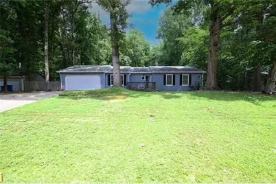 2100 Whitebluff Way NE, Buford, GA 30519 - Photo 2