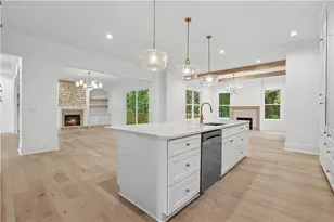 6043 Bluewater Blvd, Gainesville, GA 30506 - Photo 8