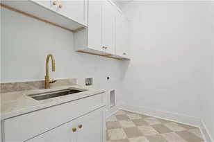 6043 Bluewater Blvd, Gainesville, GA 30506 - Photo 32