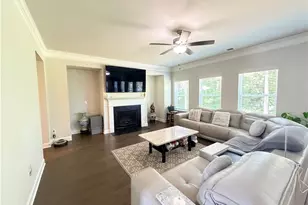 5100 Woodline View Cir, Auburn, GA 30011 - Photo 8