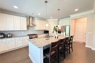 5100 Woodline View Cir, Auburn, GA 30011 - Photo 6