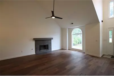 2256 Dresden Green NW, Kennesaw, GA 30144 - Photo 4