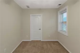 1333 Eubanks Ave, East Point, GA 30344 - Photo 12