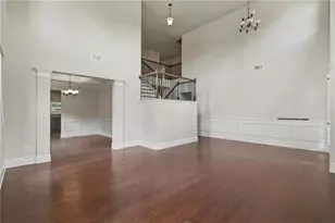 550 Nichols View Way, Suwanee, GA 30024 - Photo 14