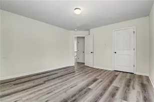 550 Nichols View Way, Suwanee, GA 30024 - Photo 34