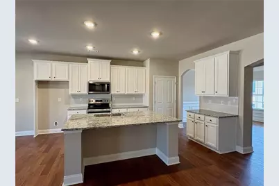 1046 Lakeview Oaks Court, Grayson, GA 30017 - Photo 2
