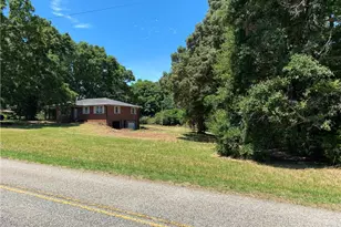 2281 Fork Creek Rd, Bowman, GA 30624 - Photo 14
