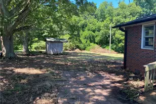 2281 Fork Creek Rd, Bowman, GA 30624 - Photo 6
