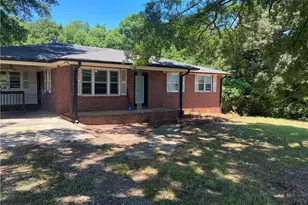 2281 Fork Creek Rd, Bowman, GA 30624 - Photo 4