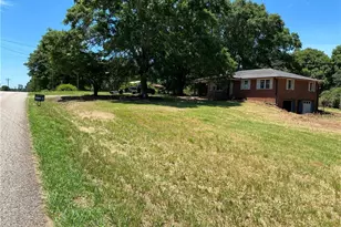 2281 Fork Creek Rd, Bowman, GA 30624 - Photo 12