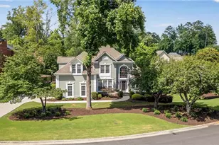 6105 Poplar Spring Dr, Peachtree Corners, GA 30092 - Photo 2