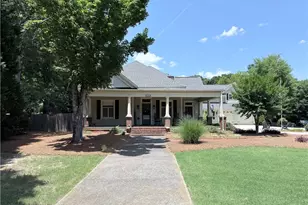1049 North Main St NW, Conyers, GA 30012 - Photo 2
