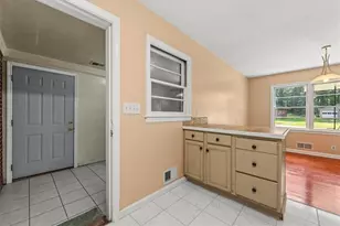 330 Roberts St, Lawrenceville, GA 30046 - Photo 8