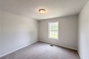 262 Lambert Overlook Cir, Carrollton, GA 30117 - Photo 14