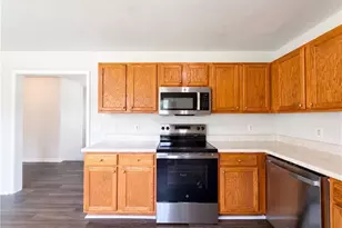 262 Lambert Overlook Cir, Carrollton, GA 30117 - Photo 8