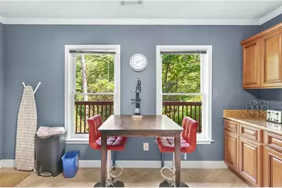4260 Beverly Lane NE, Atlanta, GA 30342 - Photo 14