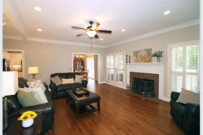 2631 Brentford Lane, Snellville, GA 30078 - Photo 10