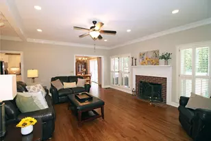 2631 Brentford Ln, Snellville, GA 30078 - Photo 10