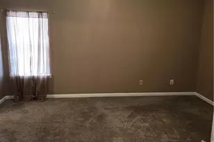 5745 Old Carriage Dr, Atlanta, GA 30349 - Photo 10