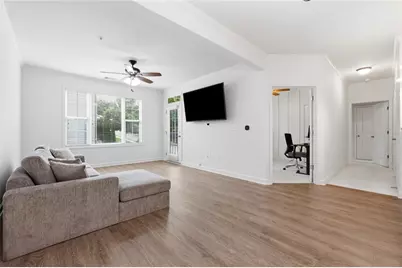 7265 Glisten Avenue #120, Atlanta, GA 30328 - Photo 6
