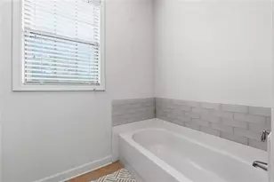 7265 Glisten Ave, Atlanta, GA 30328 - Photo 22