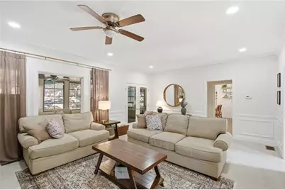 2031 Cliff Side Court SE, Smyrna, GA 30080 - Photo 12