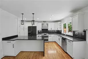 625 Patrick Pl, Atlanta, GA 30328 - Photo 10